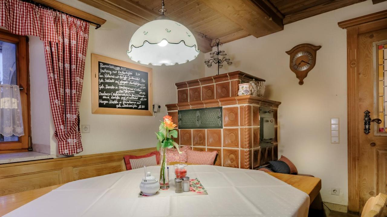 Restaurant-Cafe-Pension Himmel Ландсгут Екстер'єр фото
